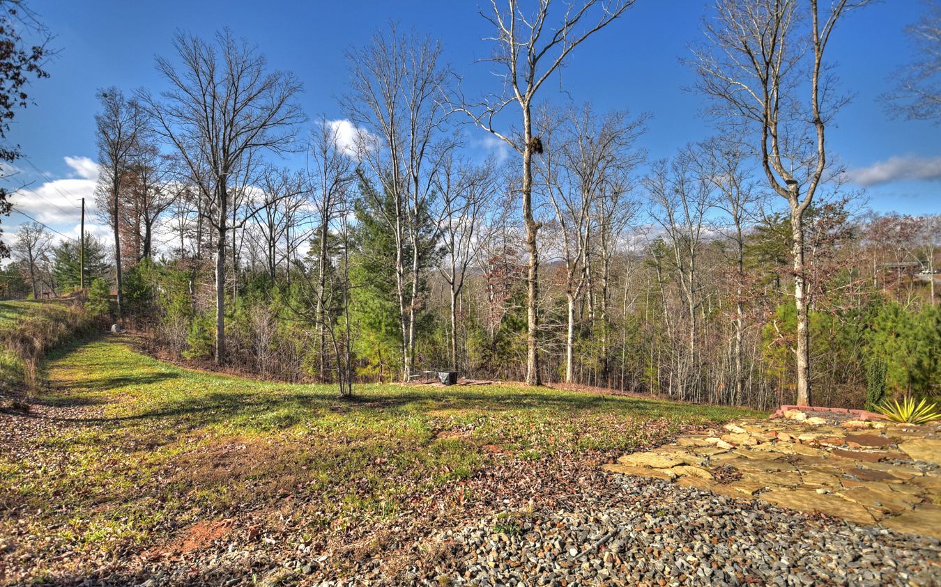 982 Crossroads Church Road