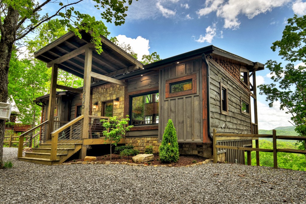 1235 Cherry Lake Drive