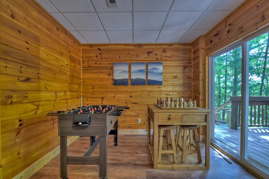 92 Hidden Pines Trail