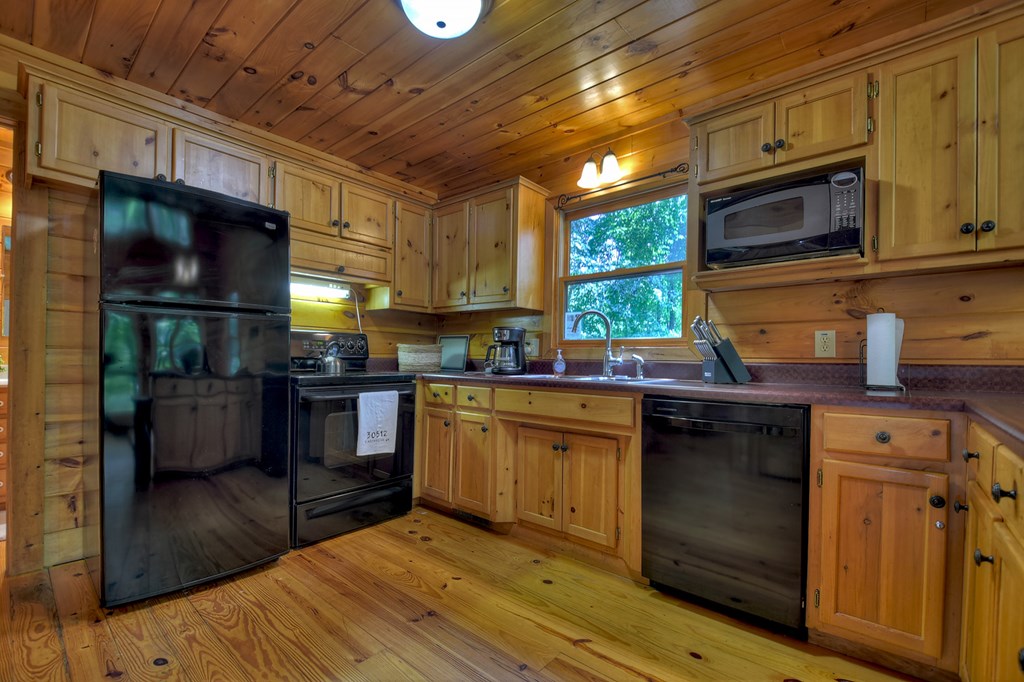 92 Hidden Pines Trail