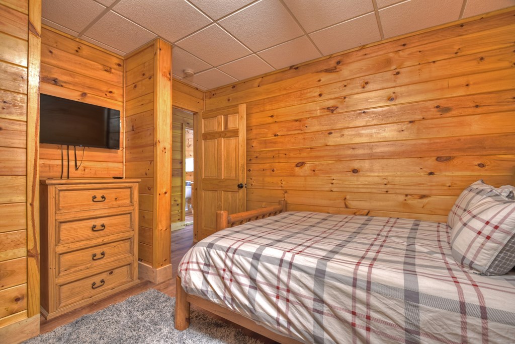 92 Hidden Pines Trail