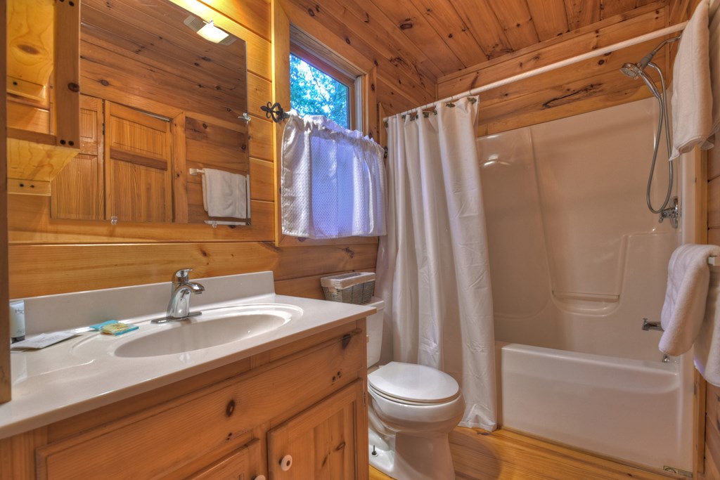 92 Hidden Pines Trail