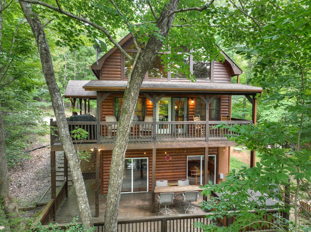 92 Hidden Pines Trail