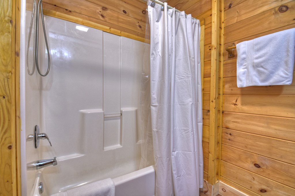 92 Hidden Pines Trail