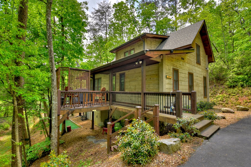 127 Jason Martin Circle