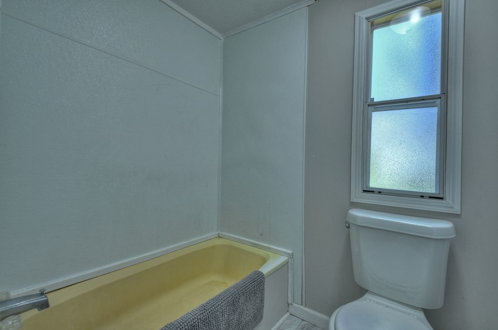 3777 N Meadow Circle