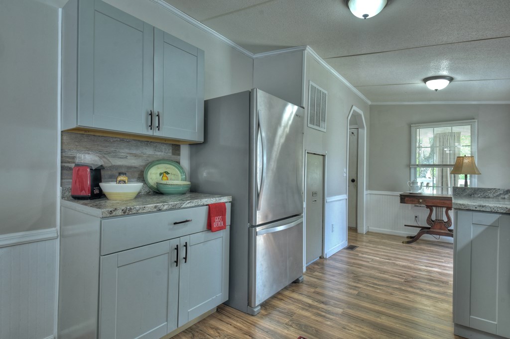 3777 N Meadow Circle