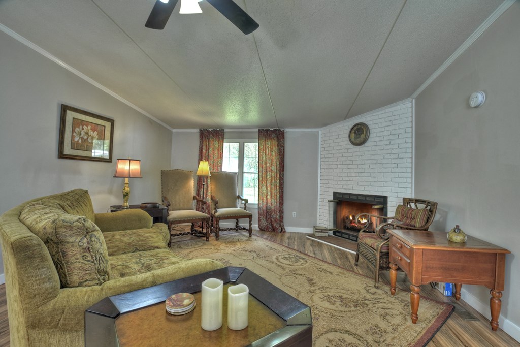 3777 N Meadow Circle