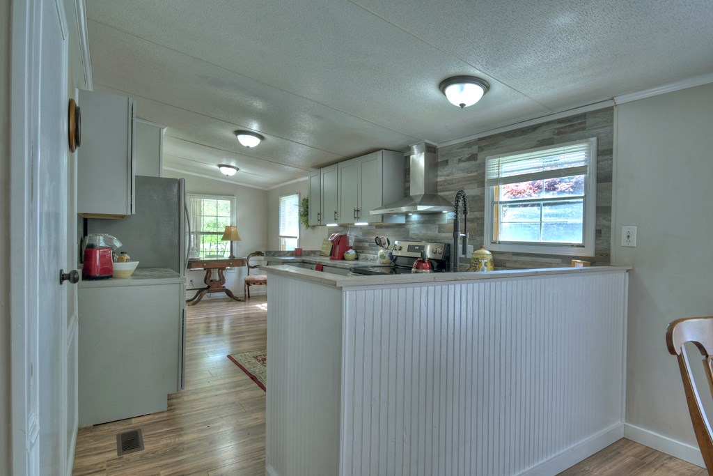 3777 N Meadow Circle