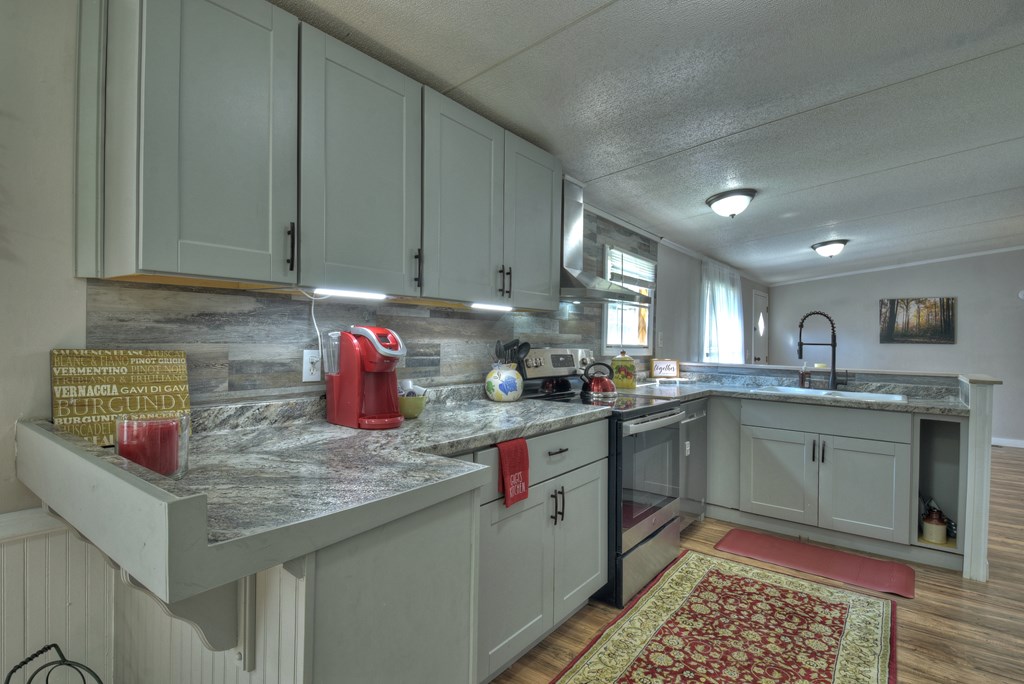 3777 N Meadow Circle