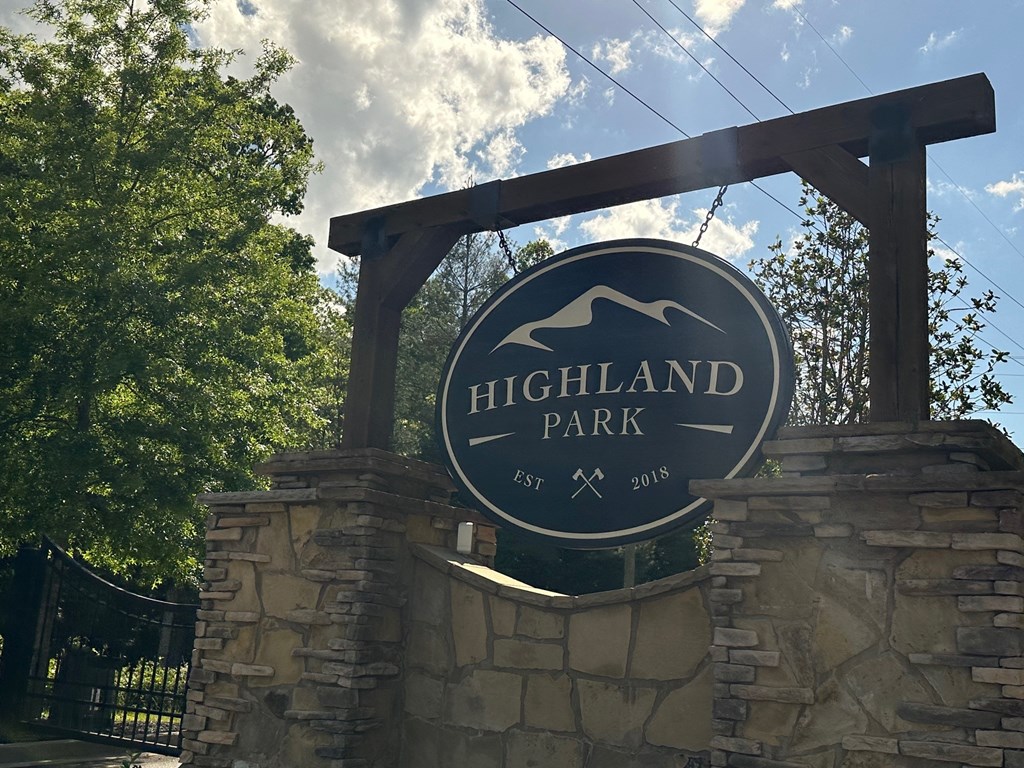 LT 83 Highpoint Trail