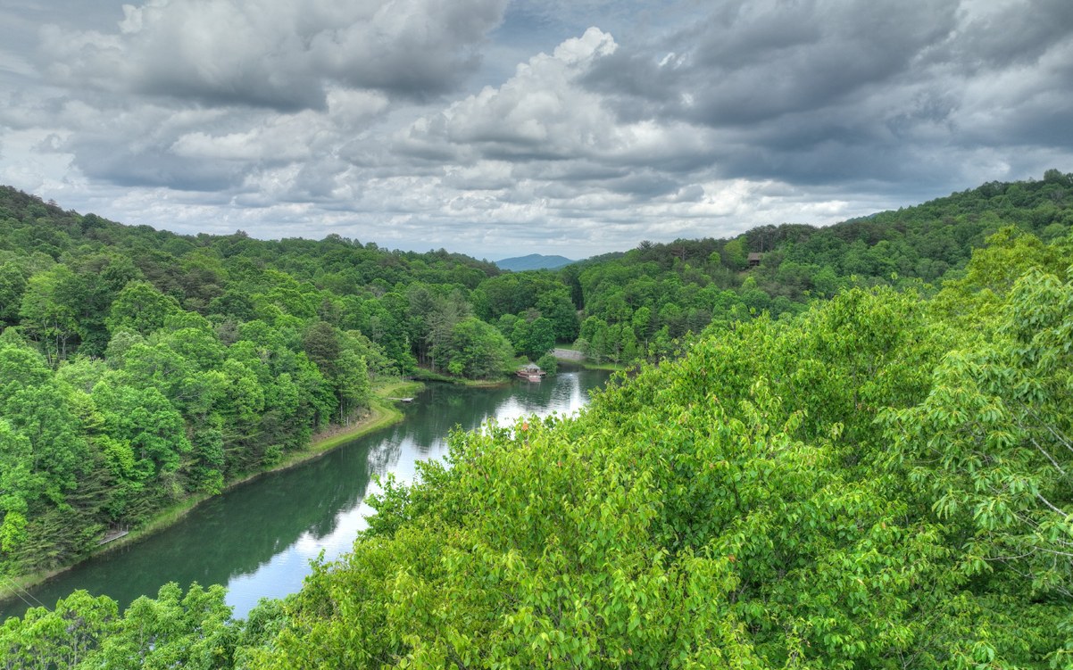 7.8 acs Ducks Nest Road