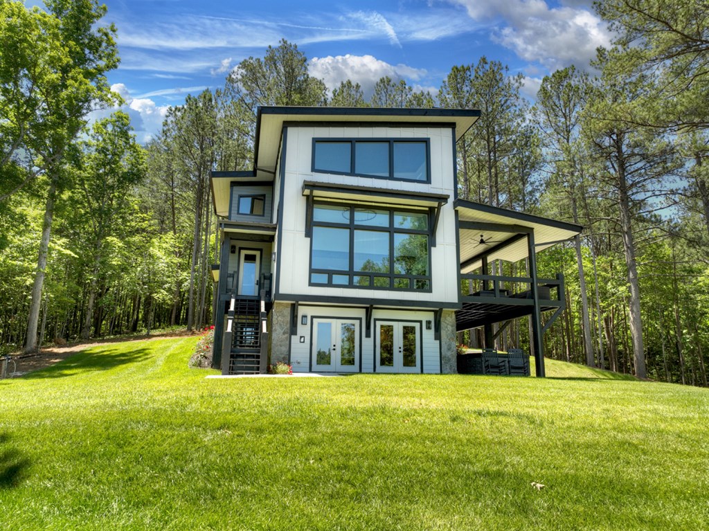 1806 Grassy Creek Road