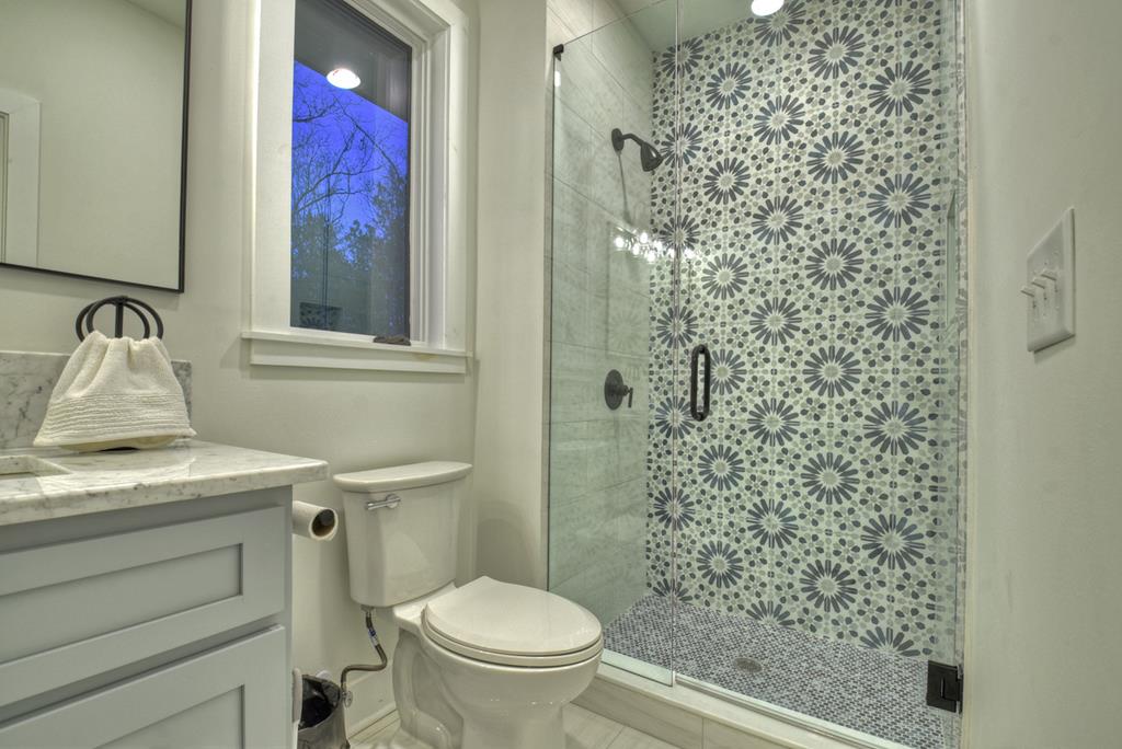 1806 Grassy Creek Road