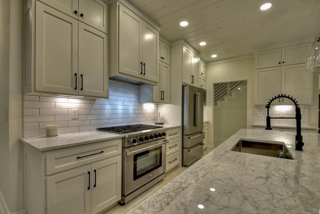 1806 Grassy Creek Road