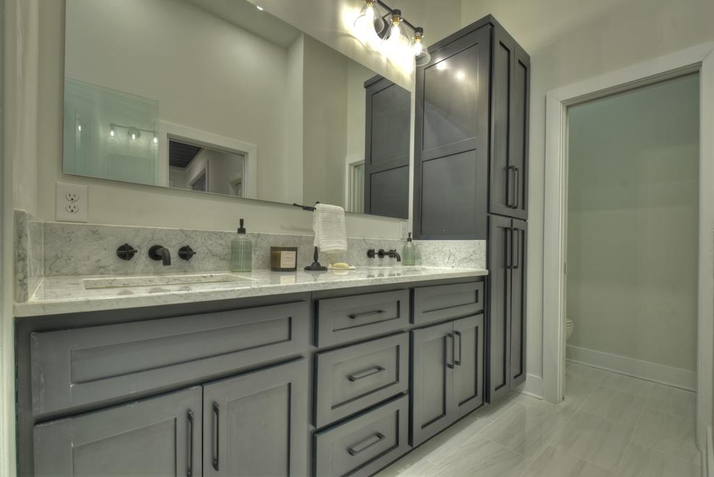 1806 Grassy Creek Road