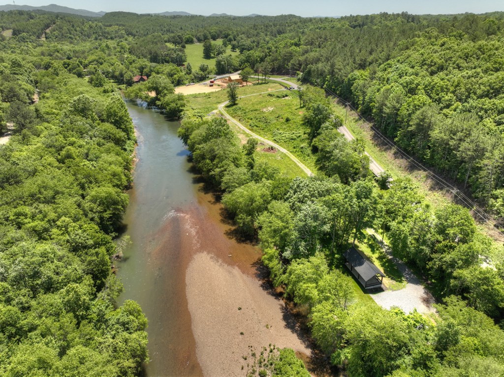 1806 Grassy Creek Road