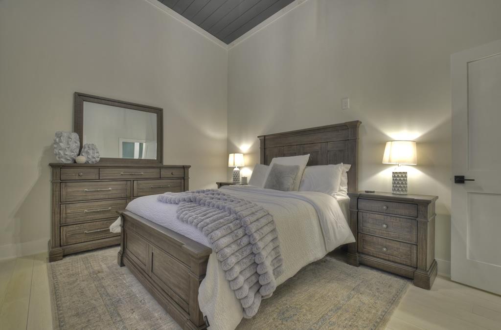 1806 Grassy Creek Road