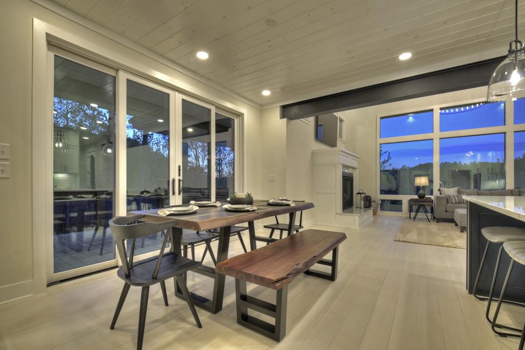 1806 Grassy Creek Road