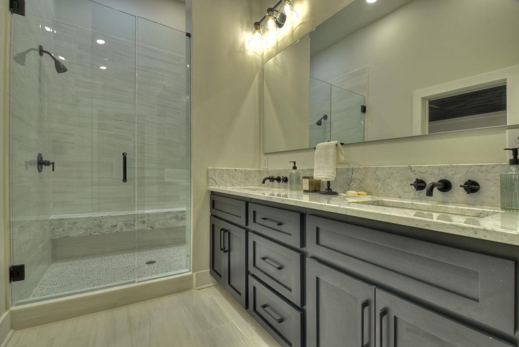 1806 Grassy Creek Road