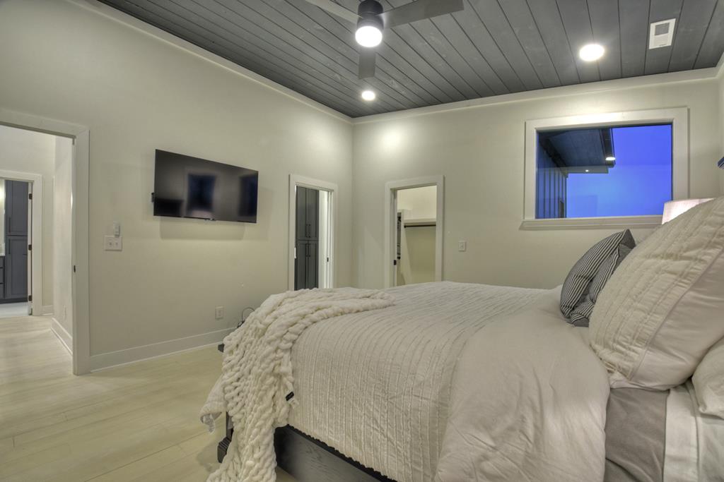 1806 Grassy Creek Road