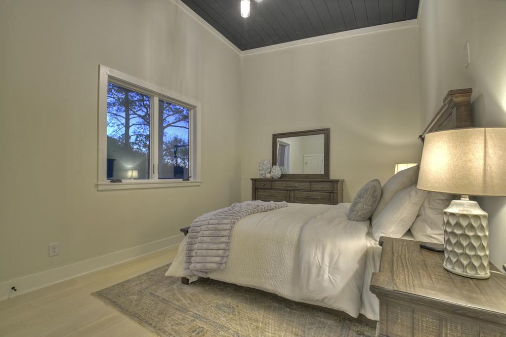 1806 Grassy Creek Road