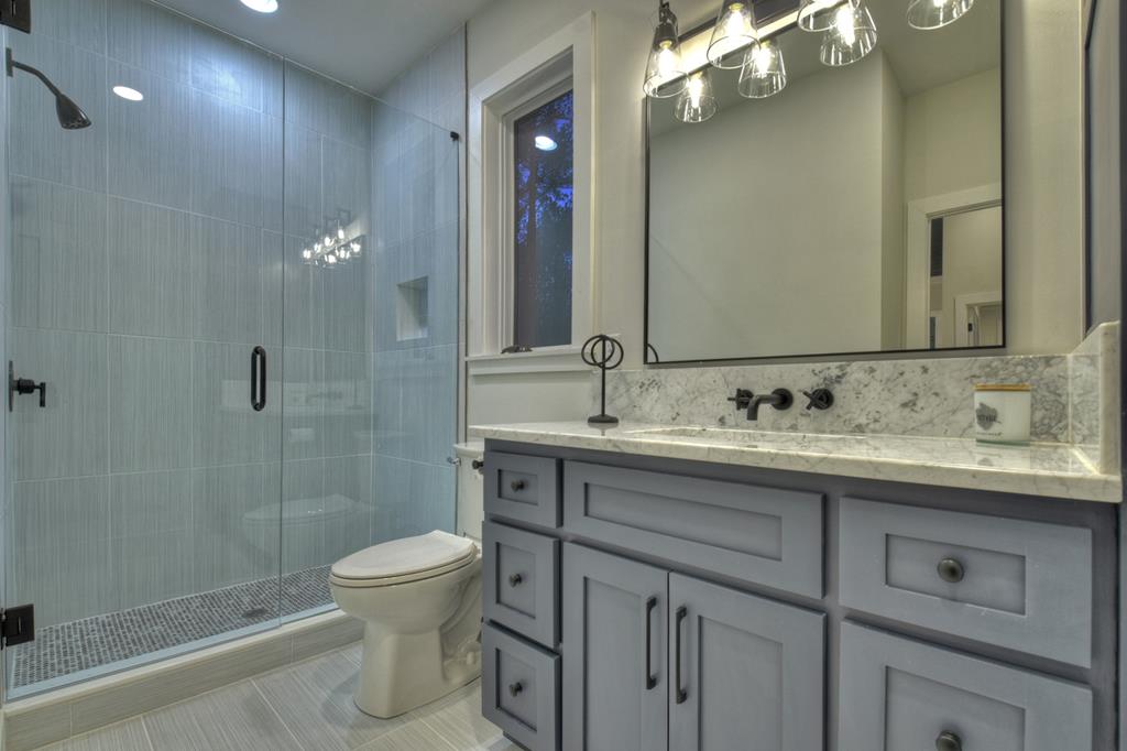 1806 Grassy Creek Road