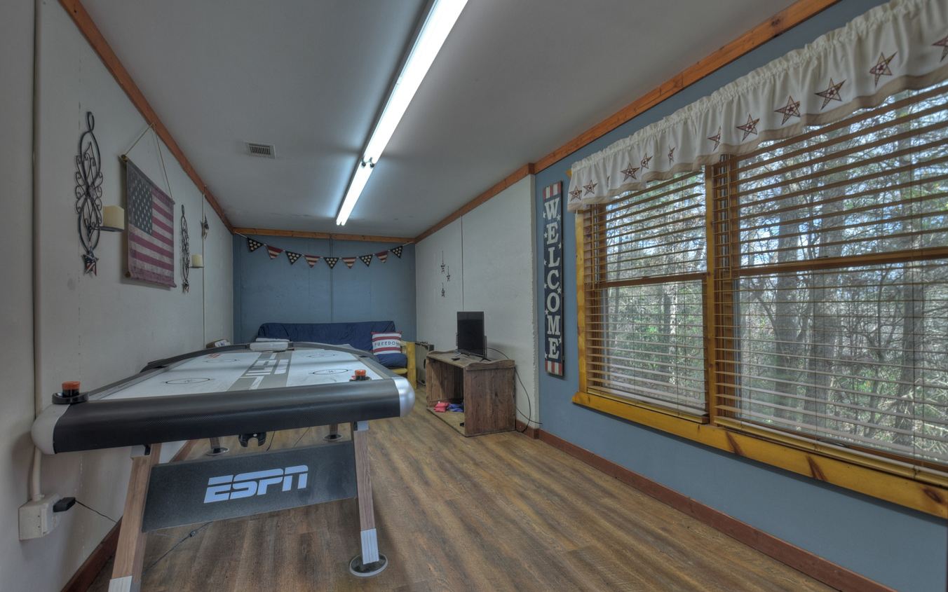 278 Mountain View Circle