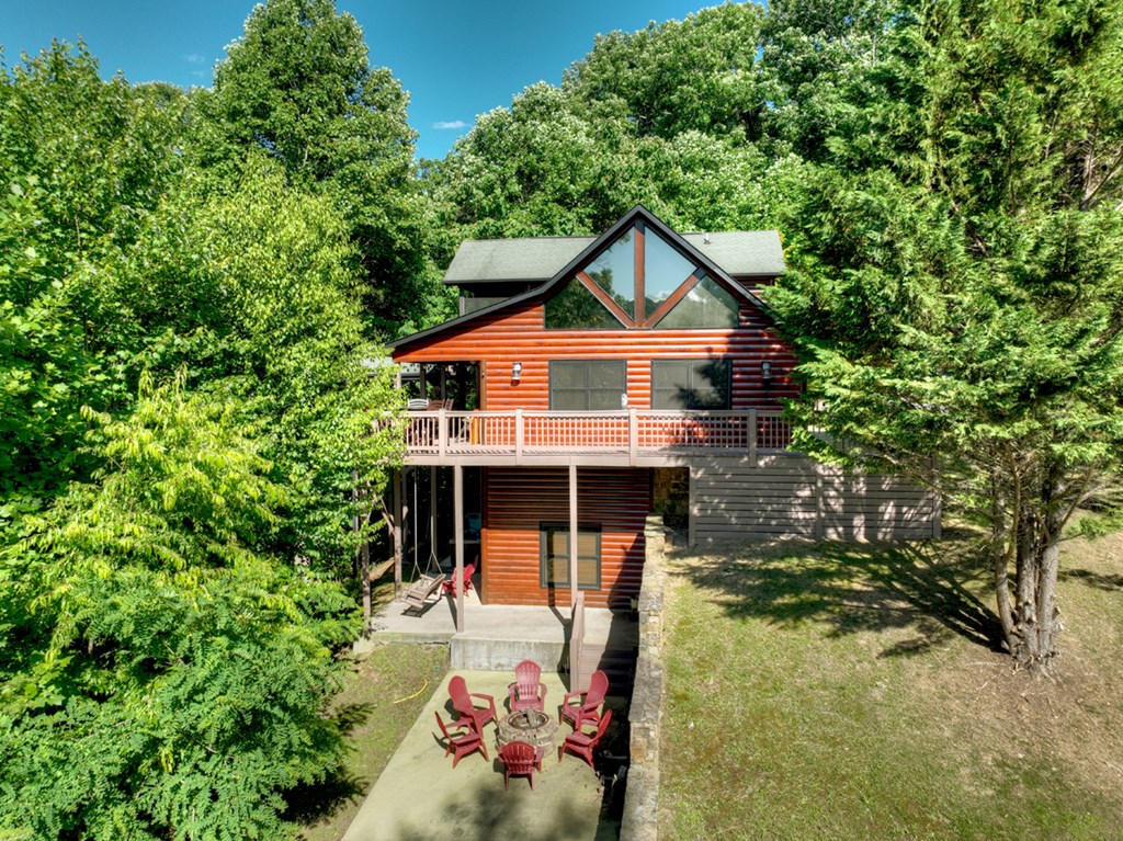 573 Weaver Creek Way