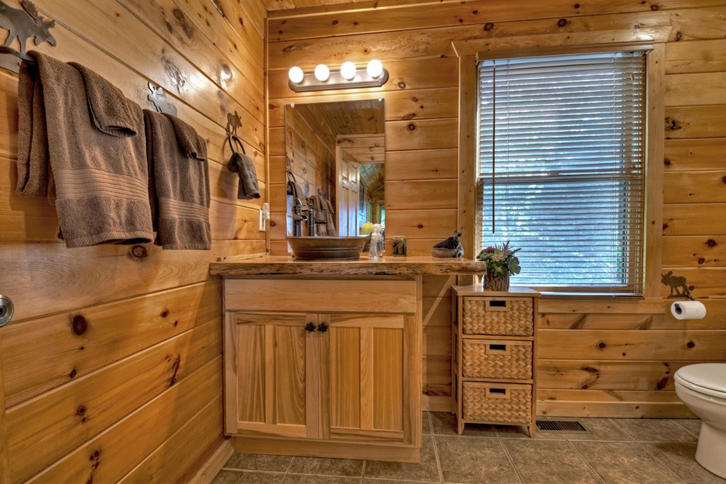 573 Weaver Creek Way