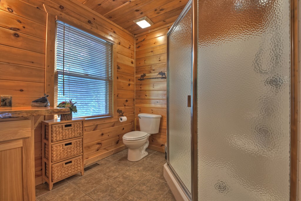 573 Weaver Creek Way