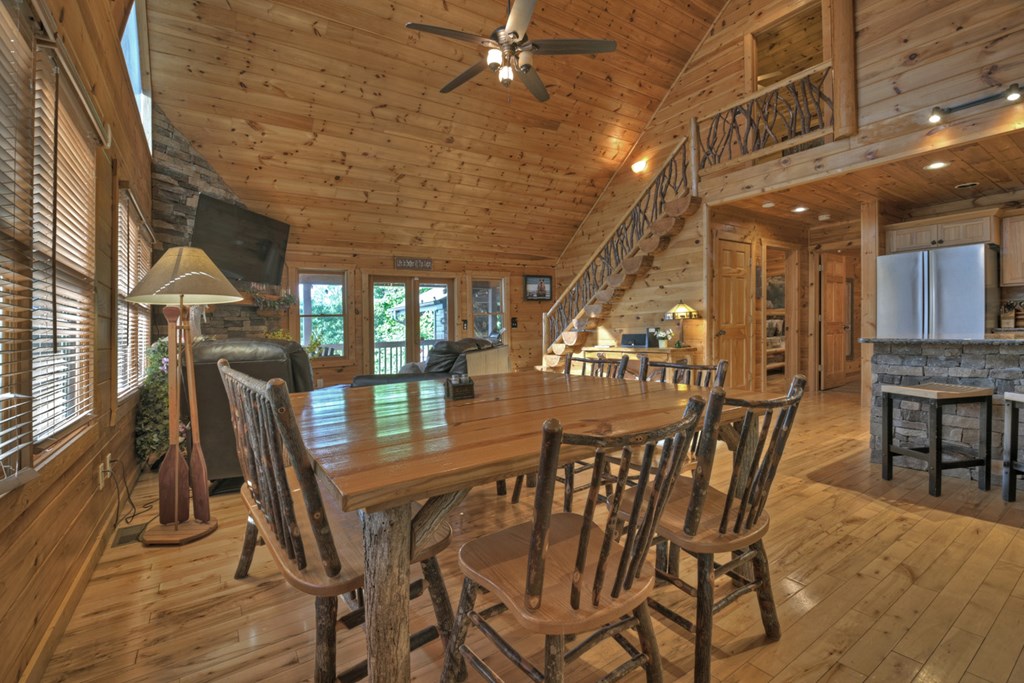 573 Weaver Creek Way