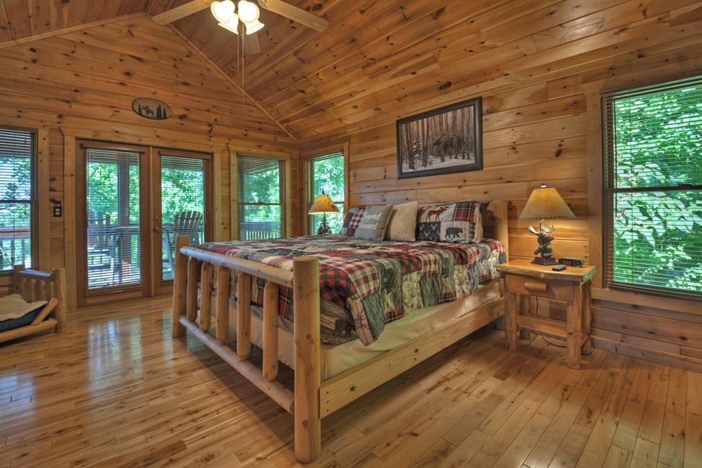 573 Weaver Creek Way