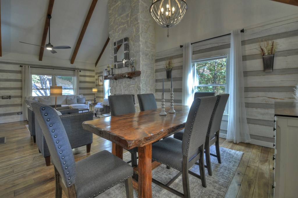 211 Little Creek Trail