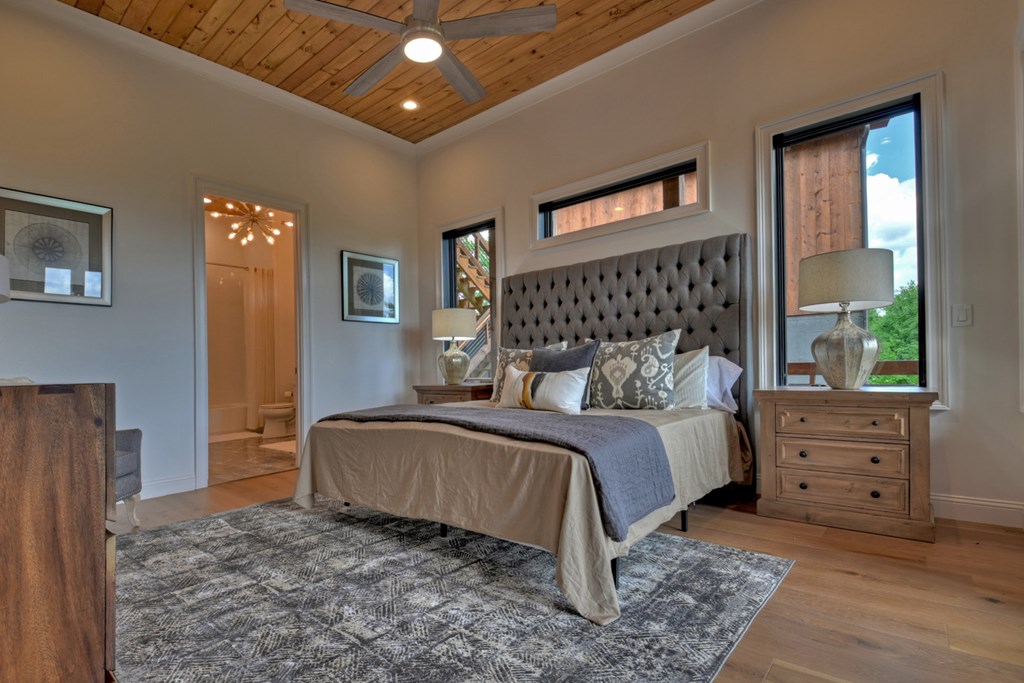 250 Deer Crest Overlook