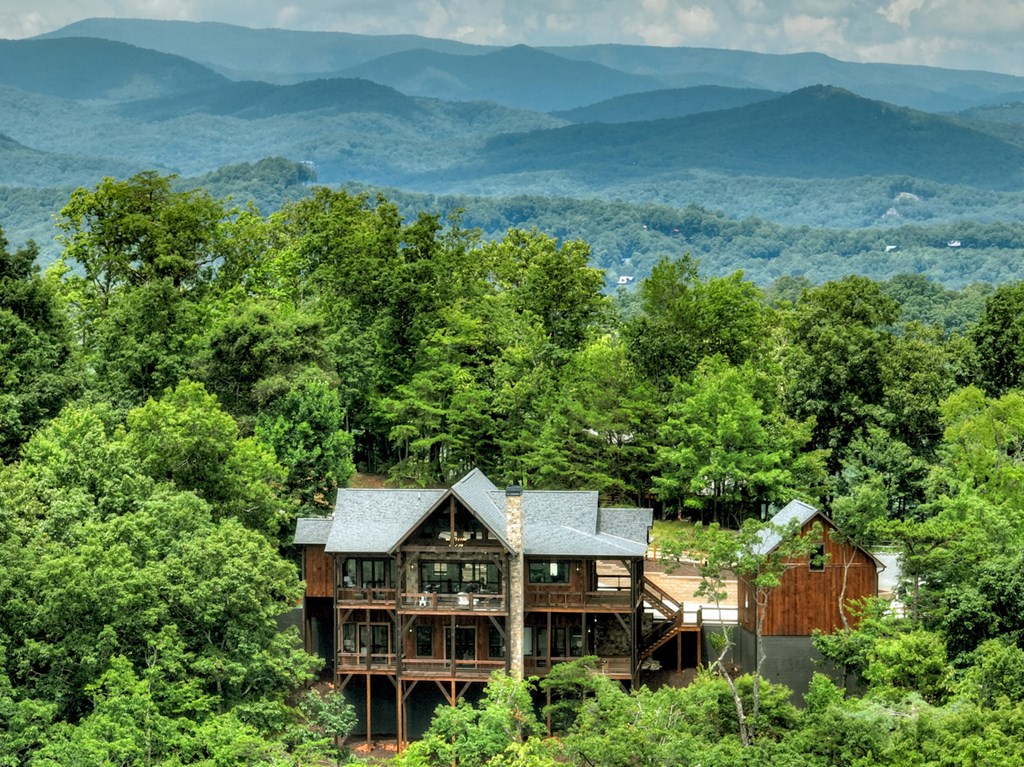 250 Deer Crest Overlook