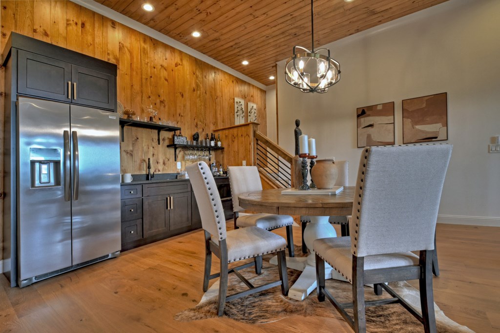 250 Deer Crest Overlook