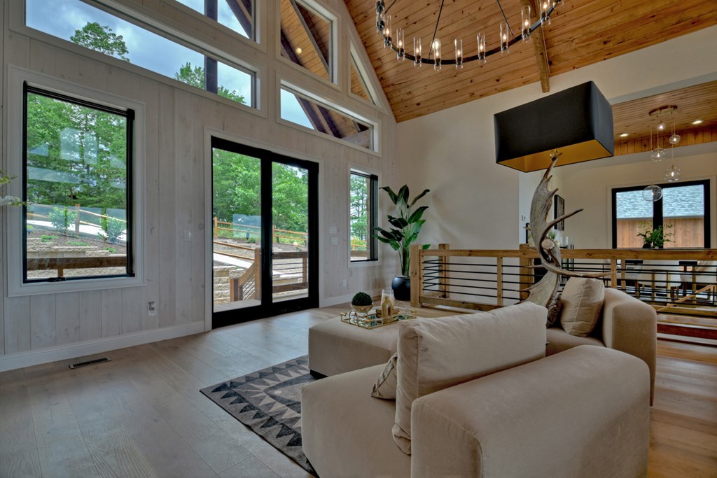 250 Deer Crest Overlook