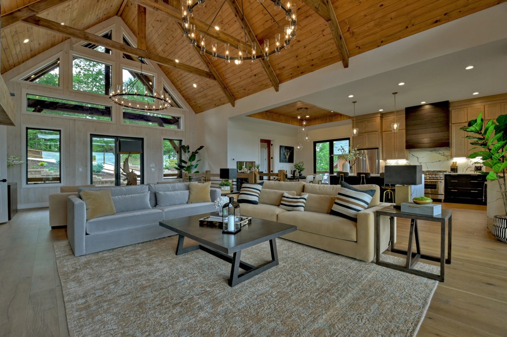 250 Deer Crest Overlook