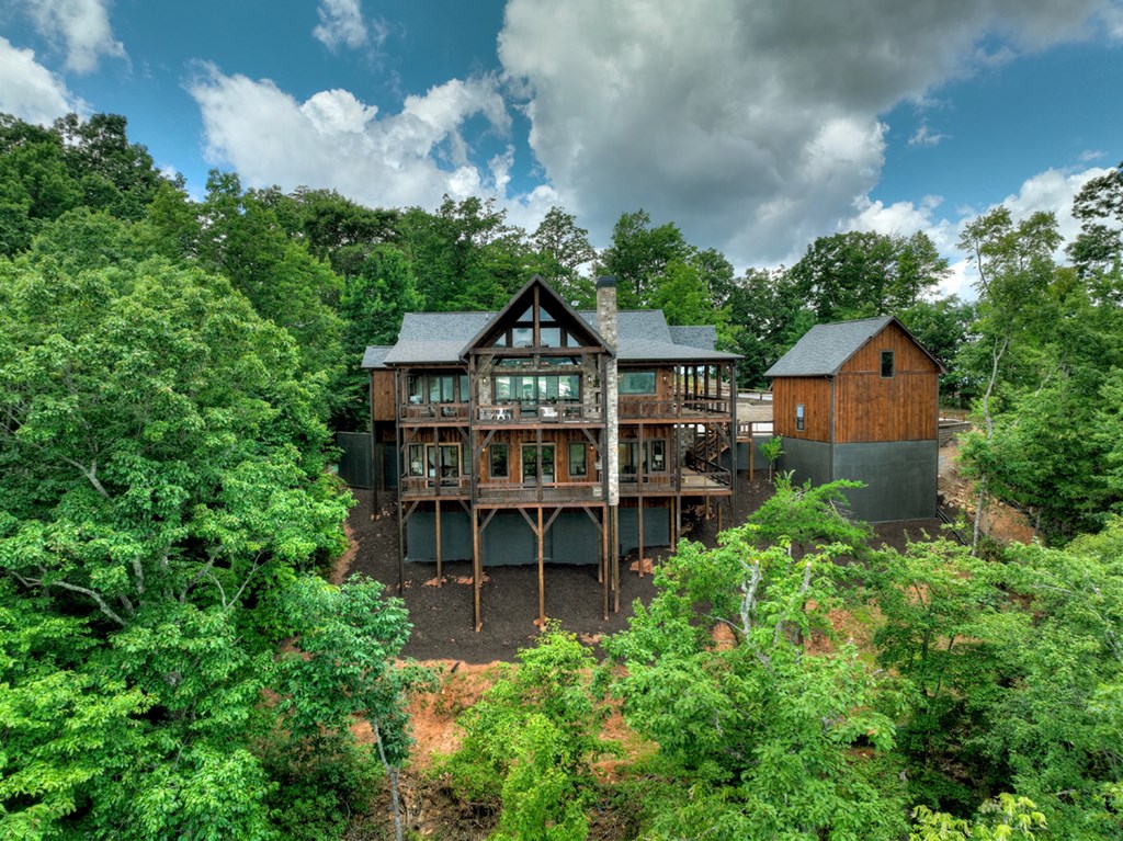 250 Deer Crest Overlook