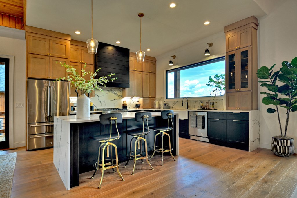 250 Deer Crest Overlook