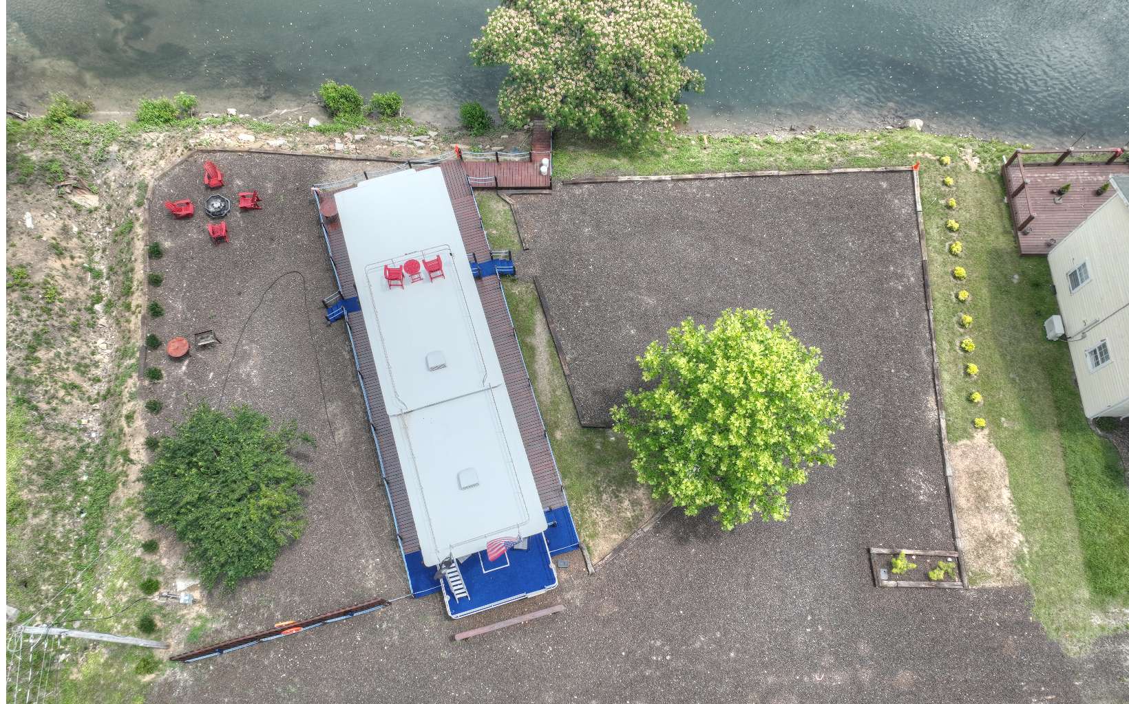 270 W Tennessee Avenue