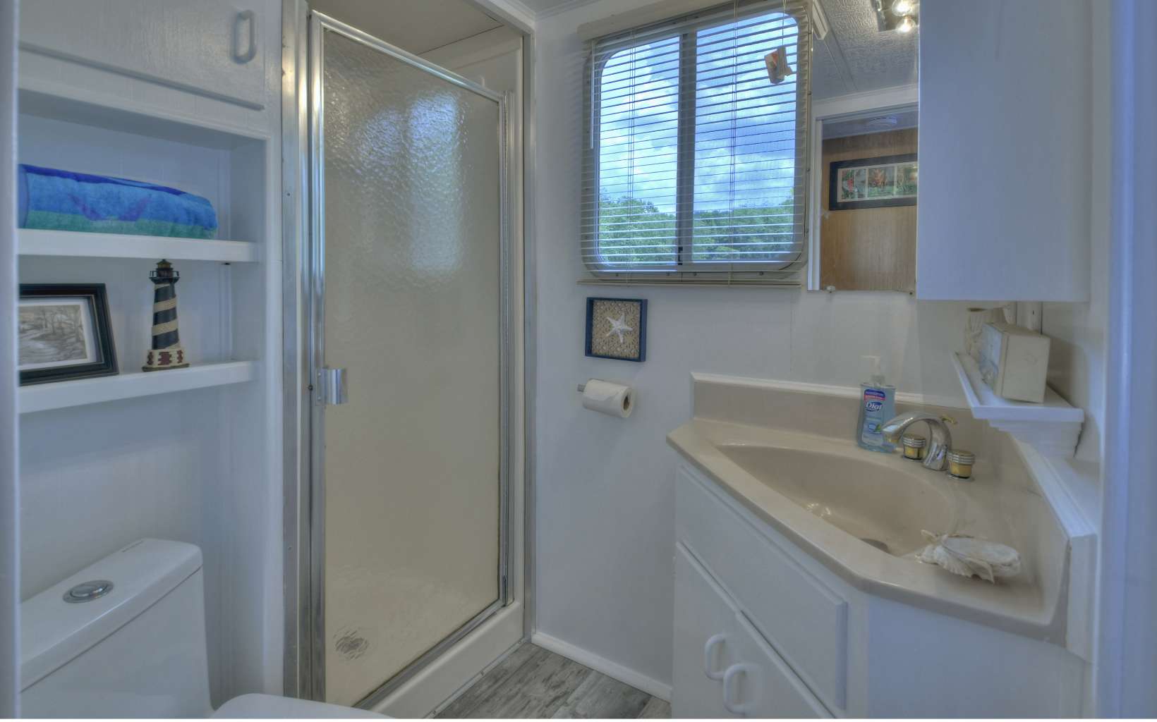 270 W Tennessee Avenue