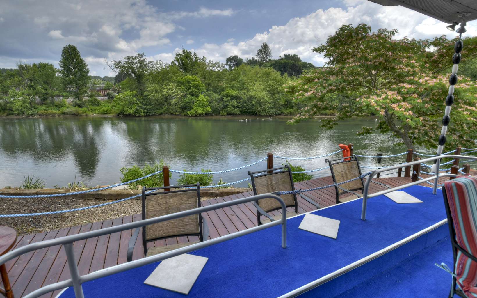 270 W Tennessee Avenue