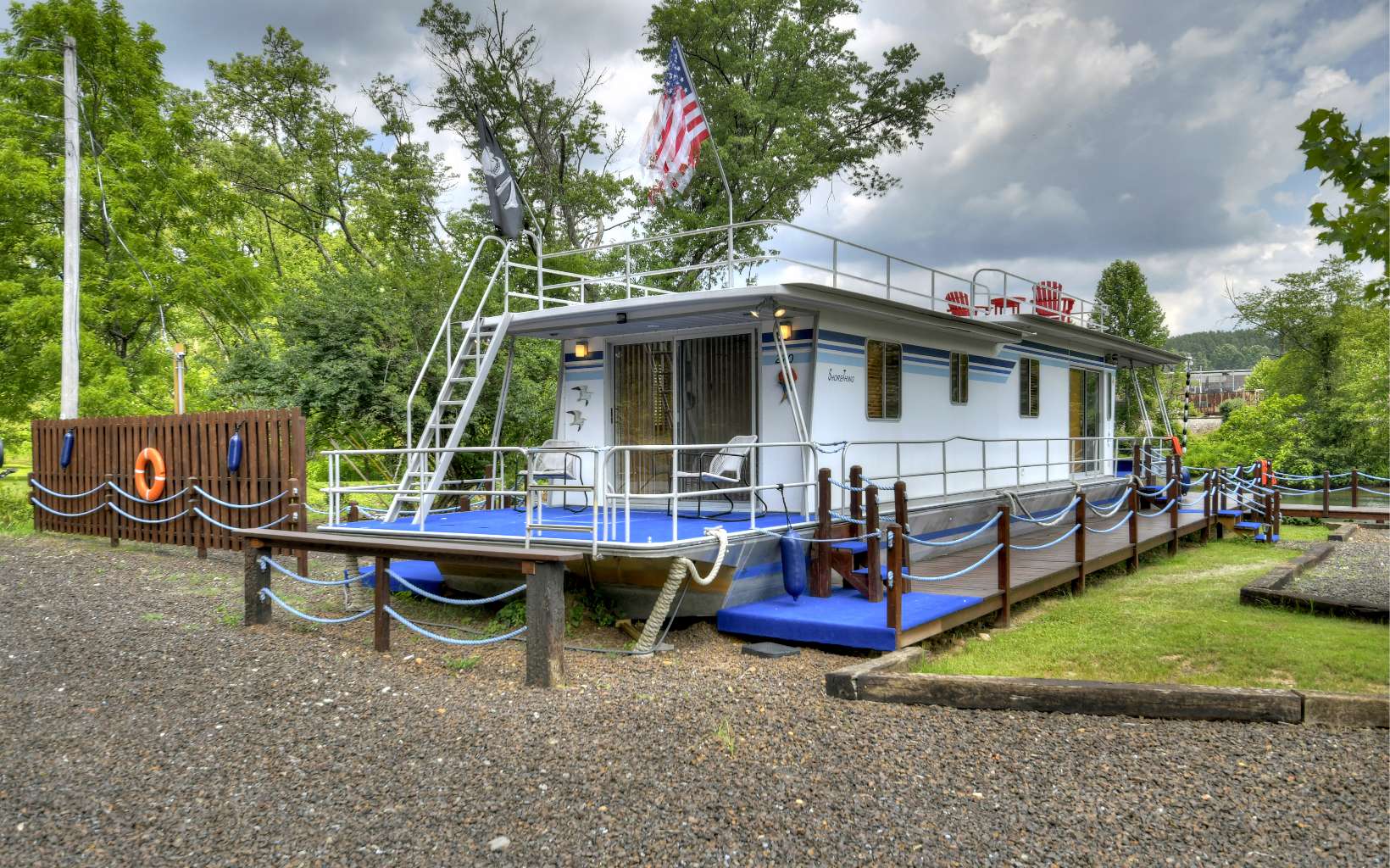 270 W Tennessee Avenue