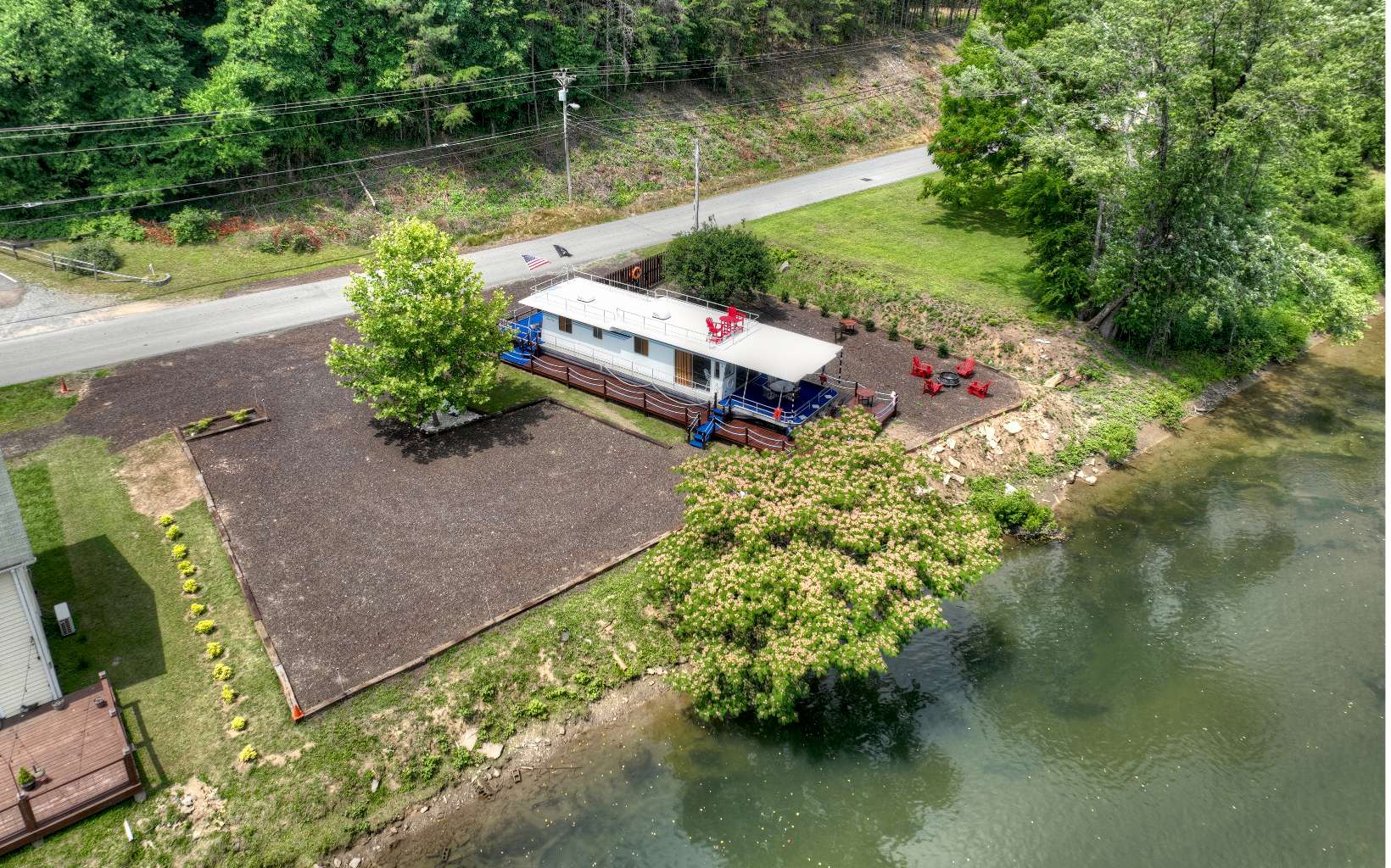 270 W Tennessee Avenue