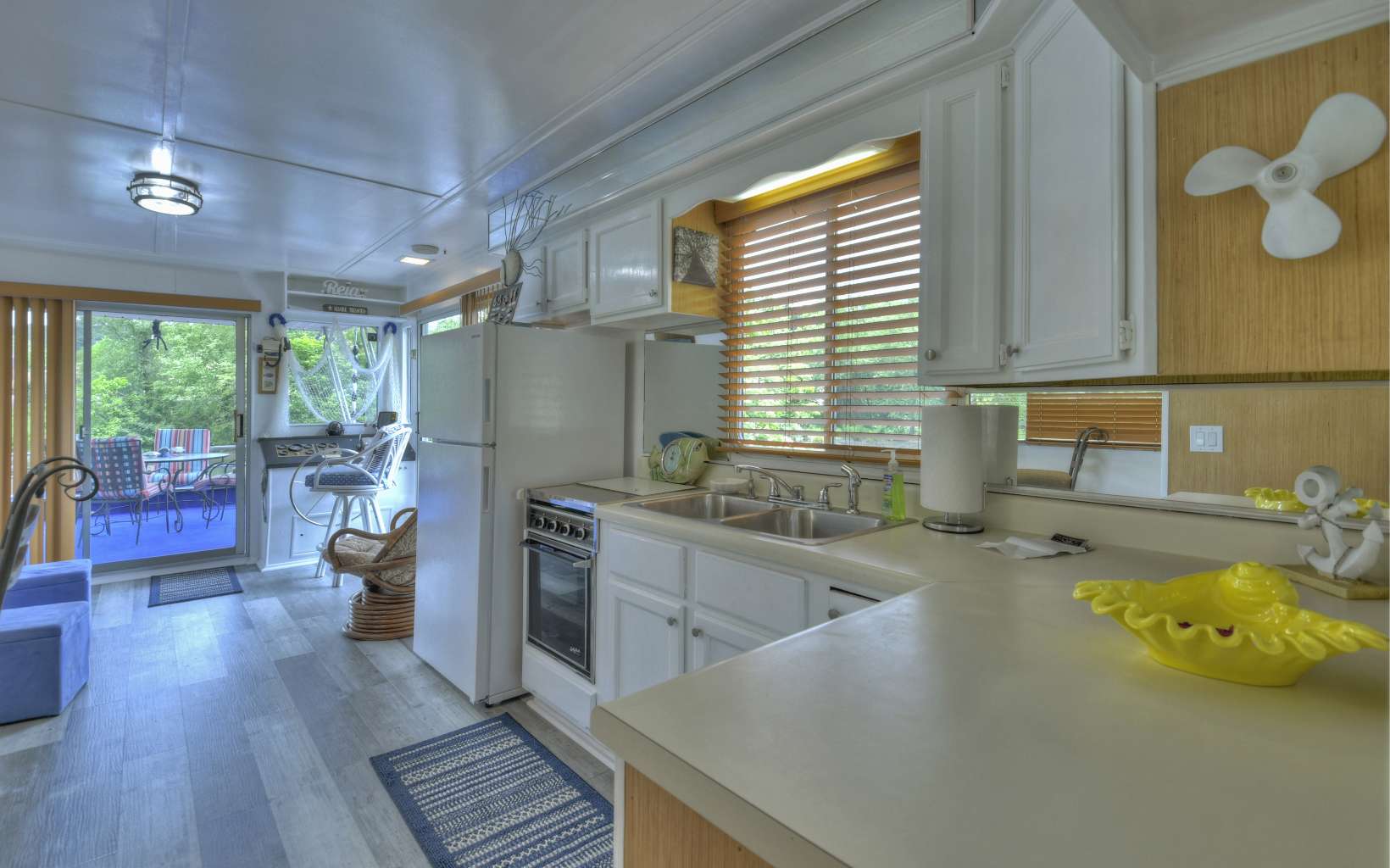 270 W Tennessee Avenue