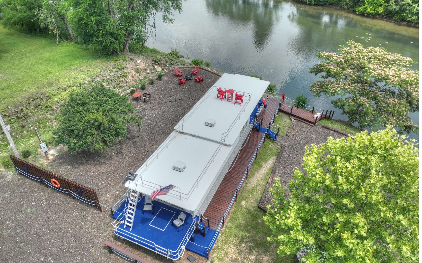 270 W Tennessee Avenue