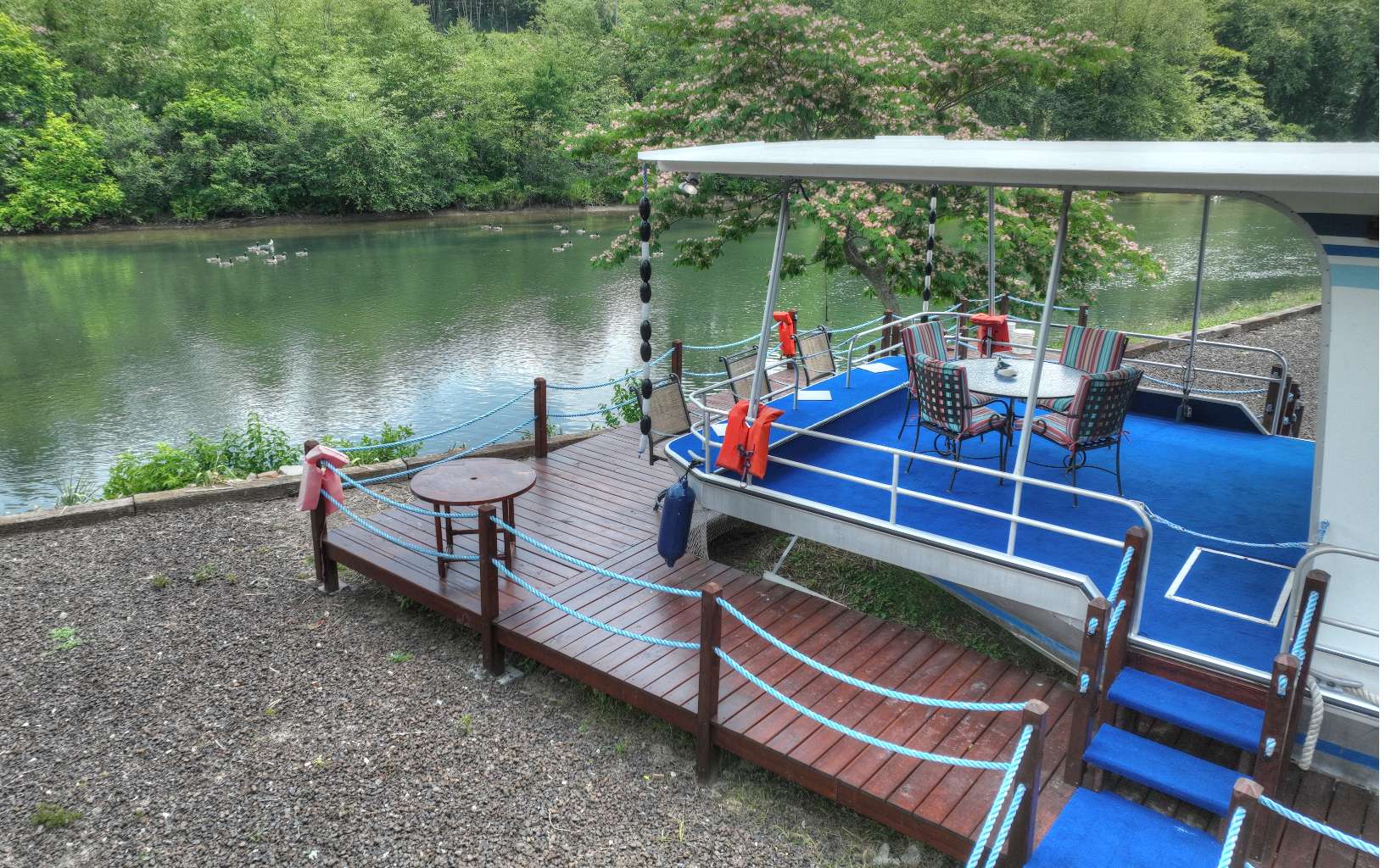 270 W Tennessee Avenue