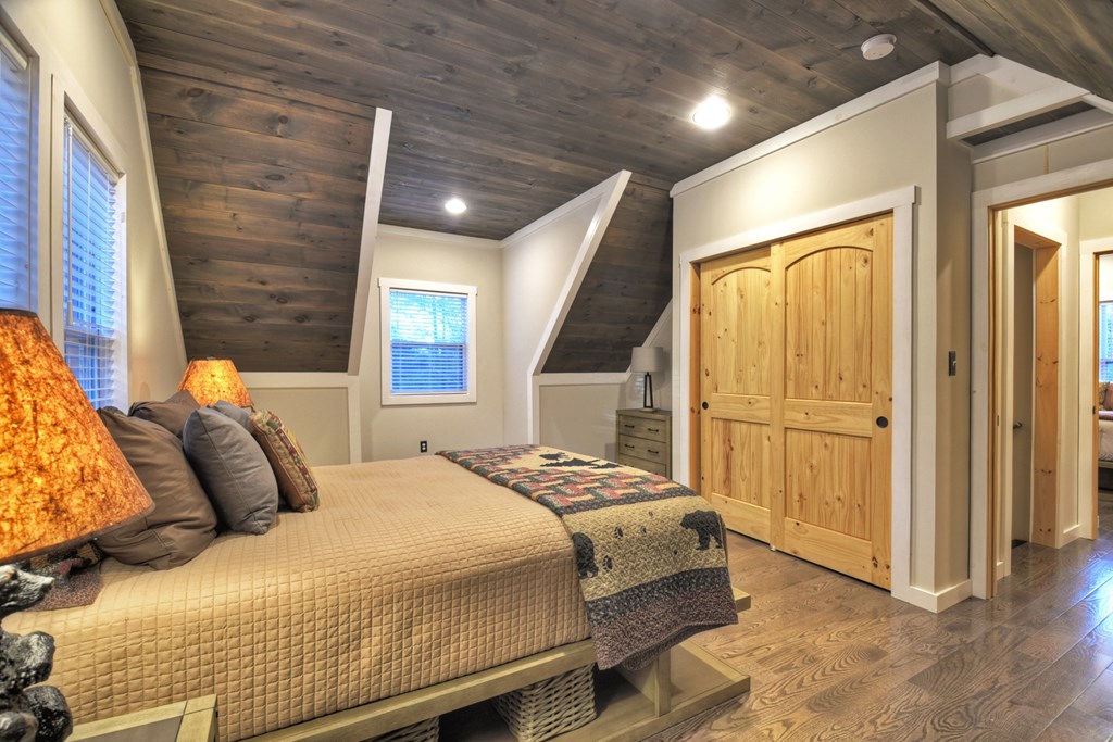 153 Seven Pines Trail